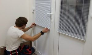 Установка рулонных жалюзи в Нижнем Новгороде
